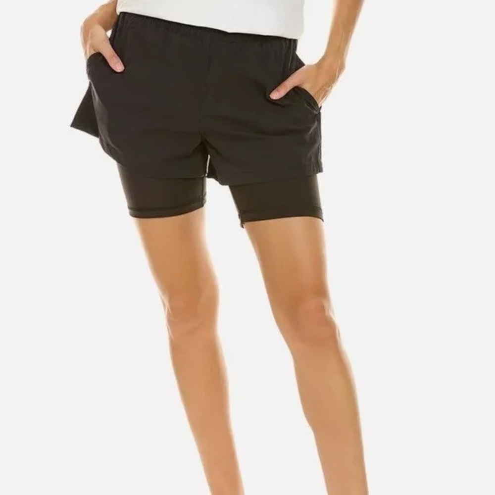 WeWoreWhat Windbreaker Tennis/Biker Short XS